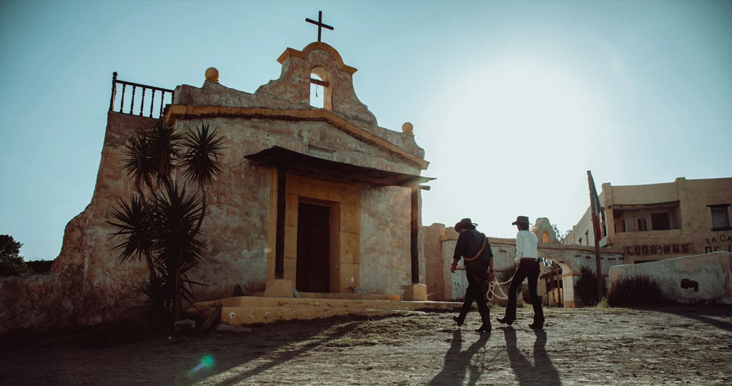 Make Me Feel — production still